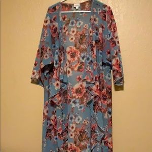 LuLaRoe Floral Shirley  Kimono 🥰
